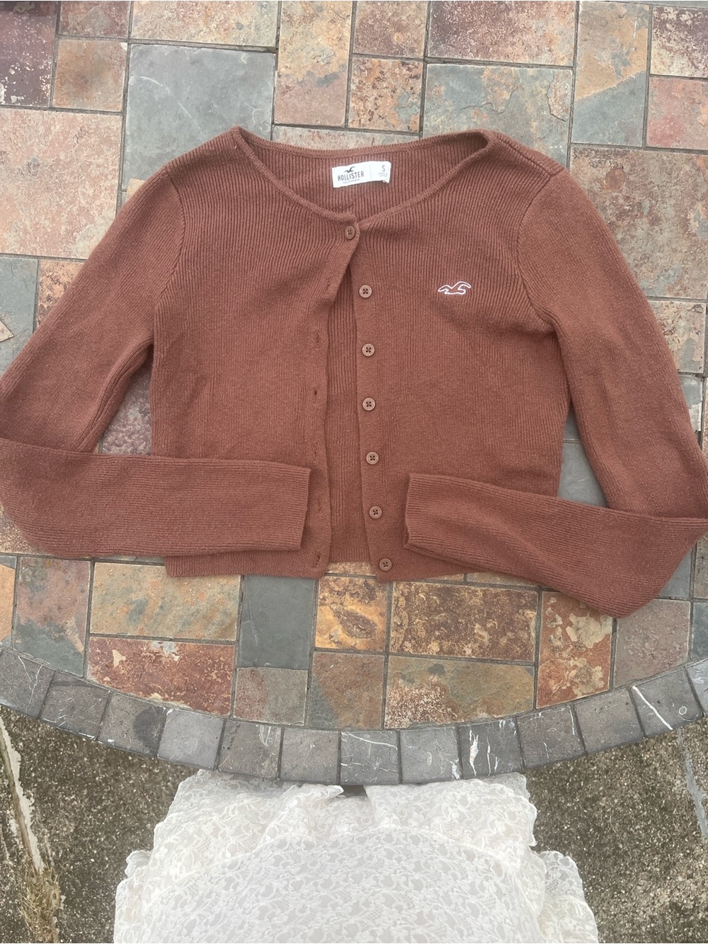 Hollister Women's Cropped Button-Up Cardigan in Rust